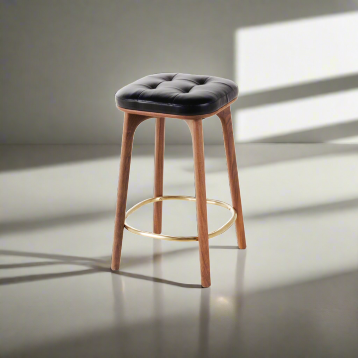 Utility Counter Stool H610